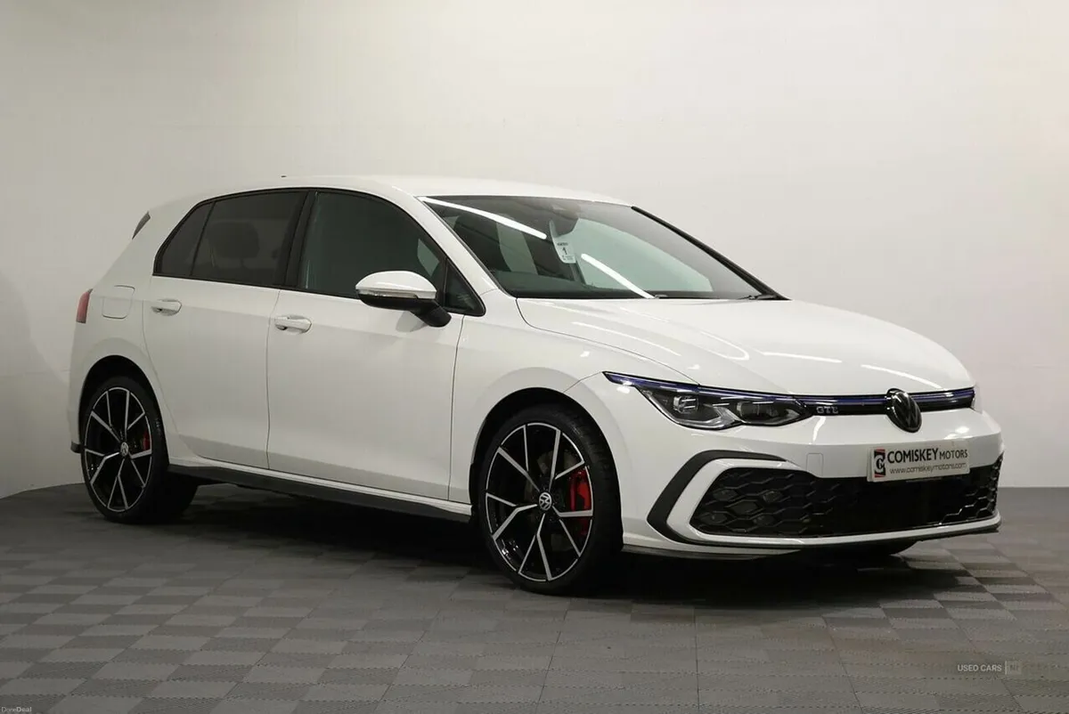 Volkswagen Golf TSI GTE - Image 1