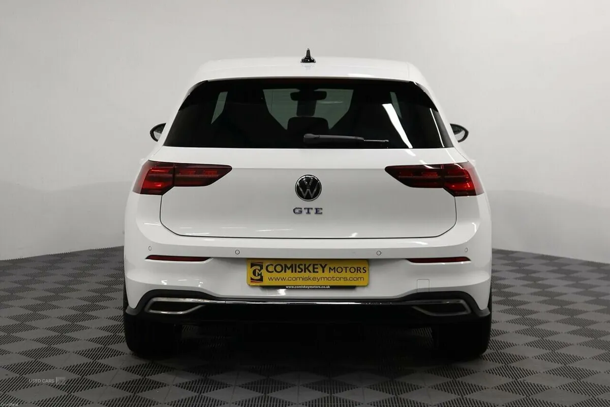 Volkswagen Golf TSI GTE - Image 5