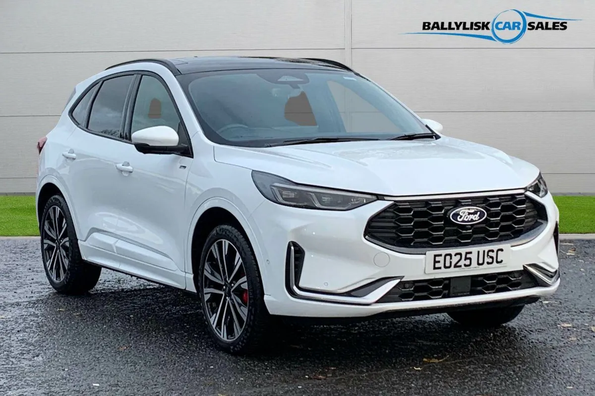 Ford Kuga 2.5 PHEV 14.4kWh ST-Line X in White with - Image 1