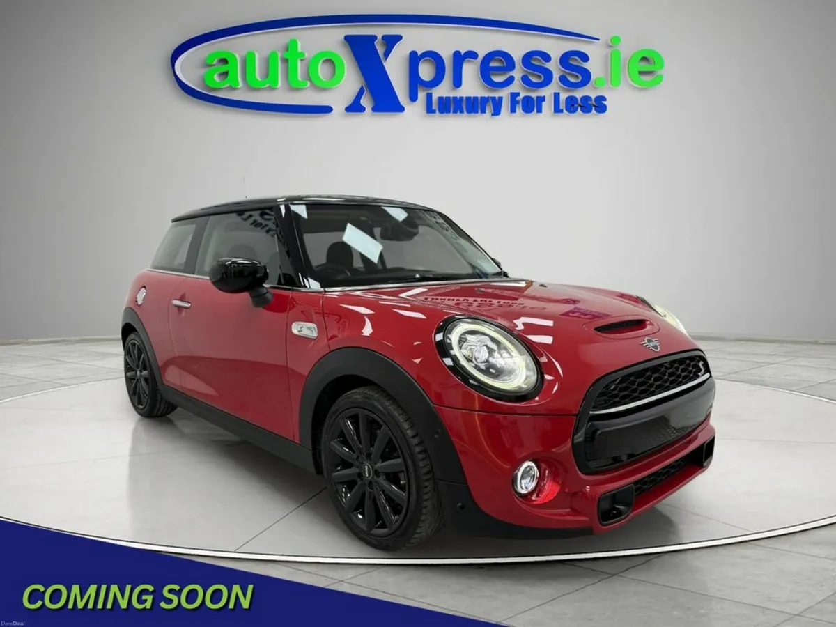 Mini Cooper D 2.0 Automatic, Reversing camera - Image 1