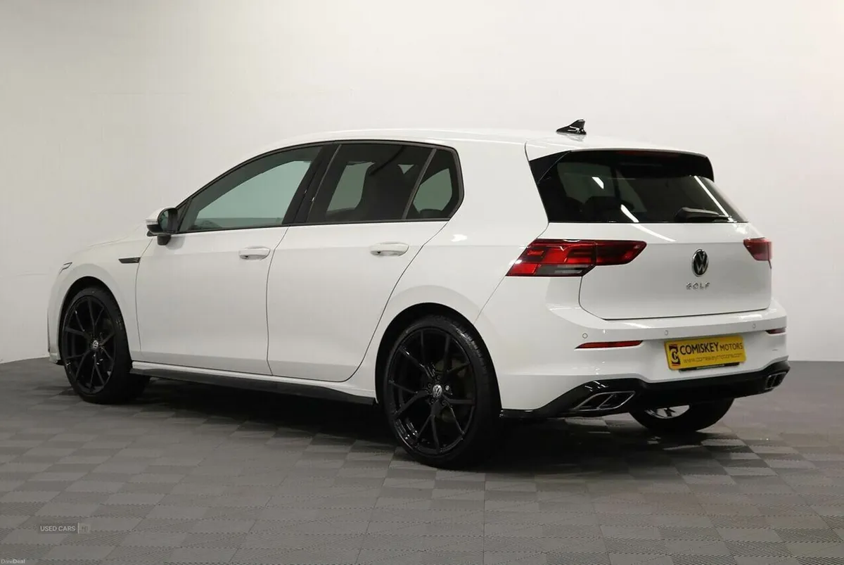Volkswagen Golf TSI R-Line - Image 4