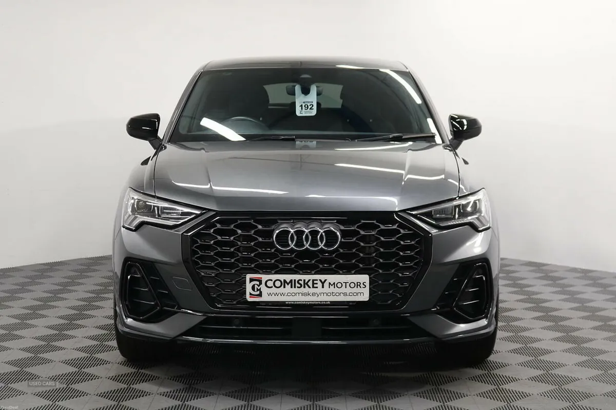 Audi Q3 TFSI CoD Black Edition - Image 2