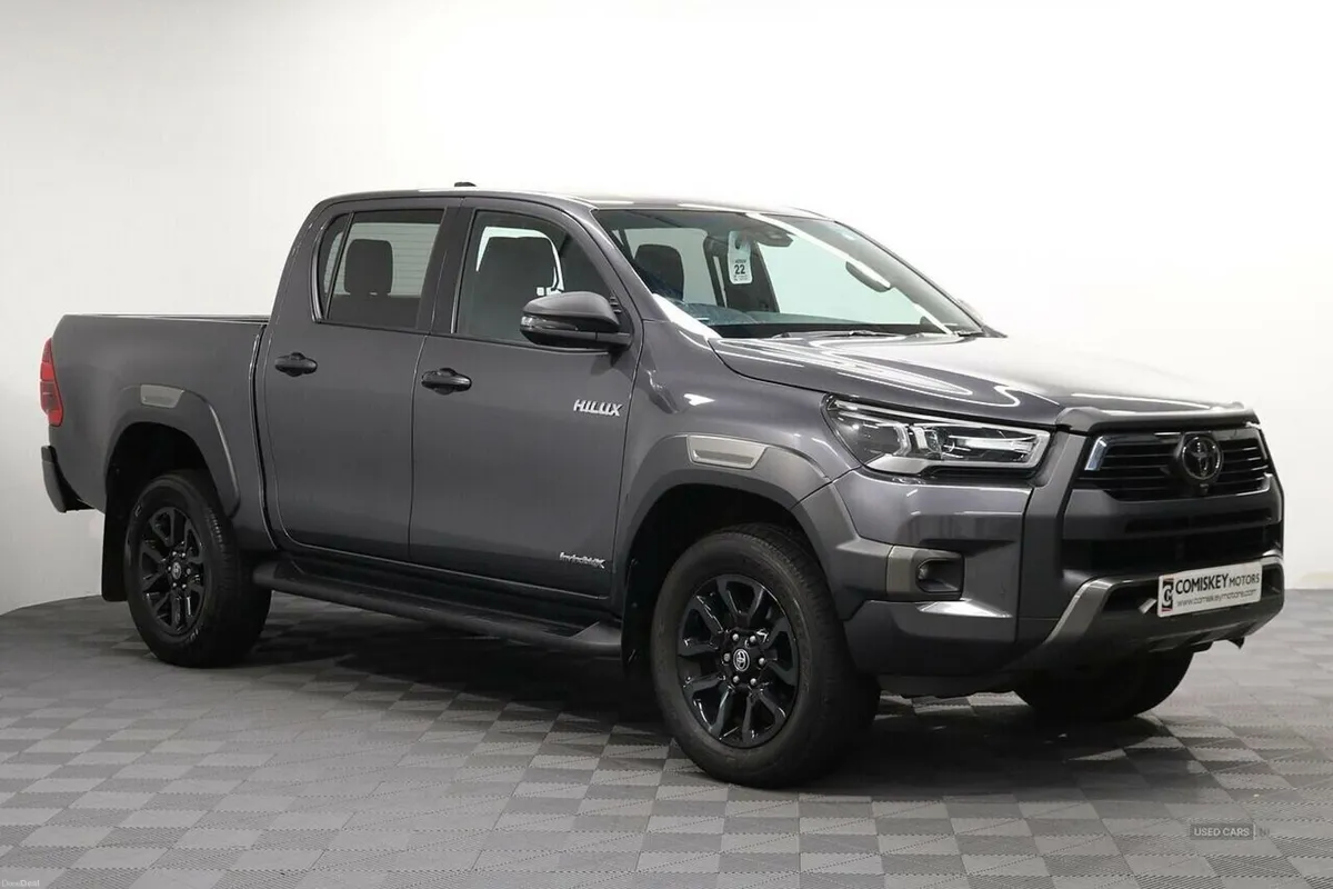 Toyota Hilux D-4D Invincible X - Image 1