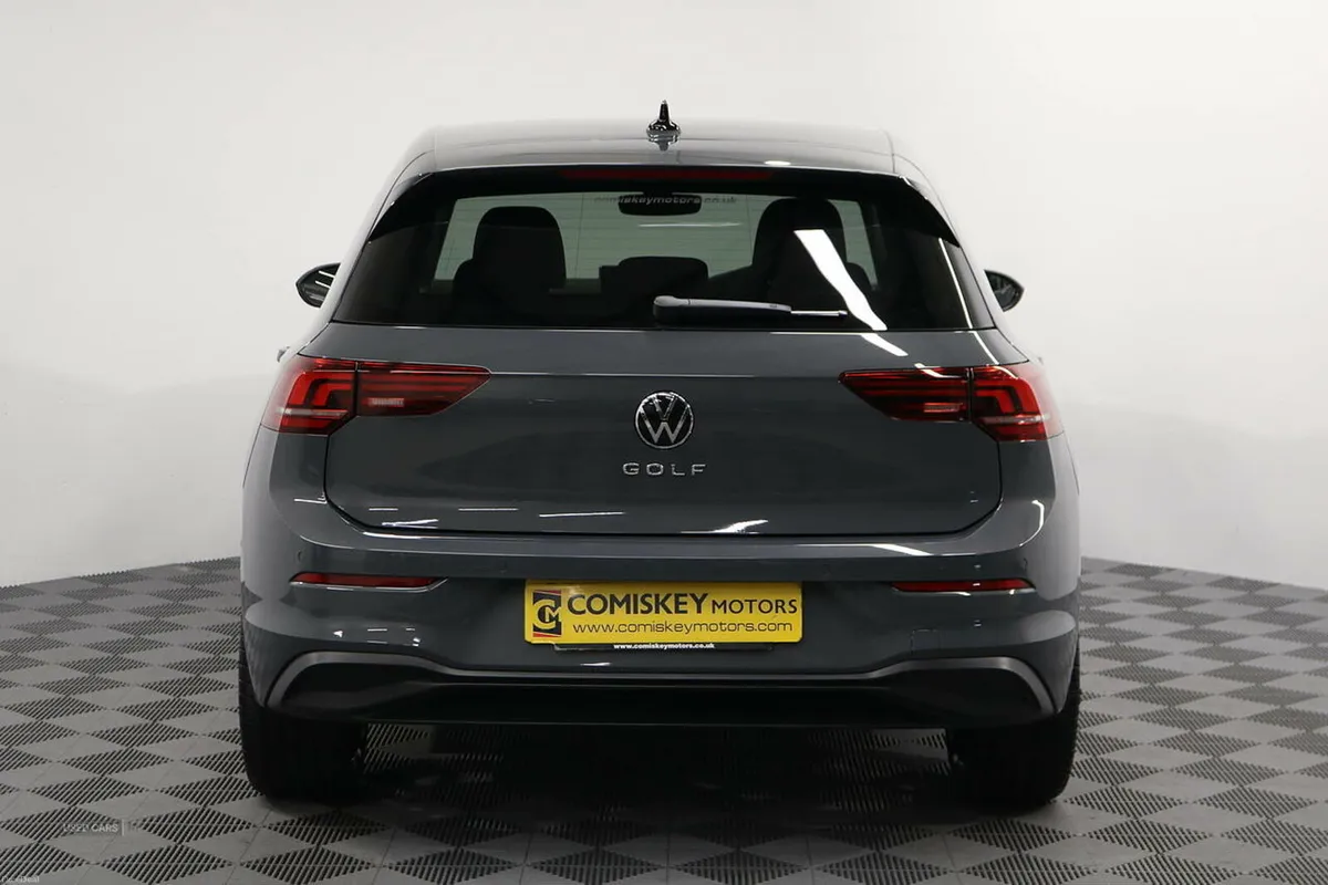 Volkswagen Golf TDI Match - Image 5