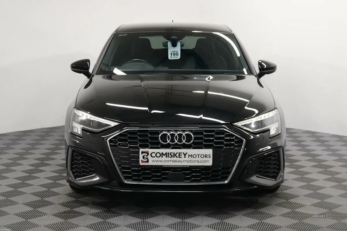 Audi A3 TDI S line - Image 2