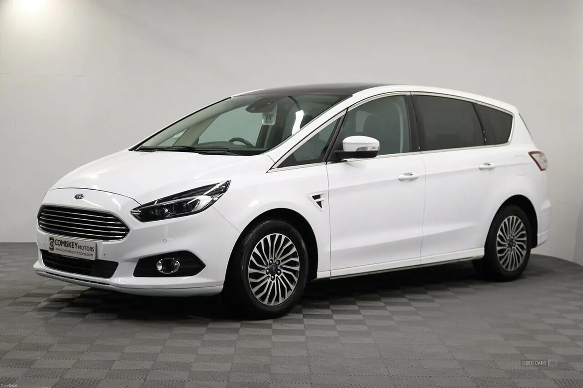 Ford S-Max EcoBlue Titanium - Image 3
