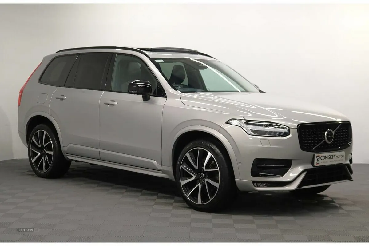 Volvo XC90 B5 MHEV Plus Auto 4WD - Image 1