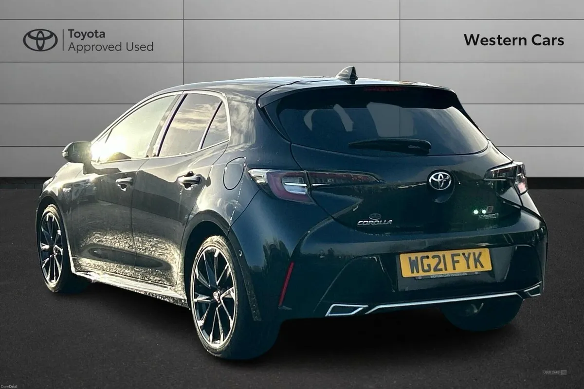 Toyota Corolla 1.8 VVT-h GR SPORT CVT Euro 6 (s/s) - Image 4