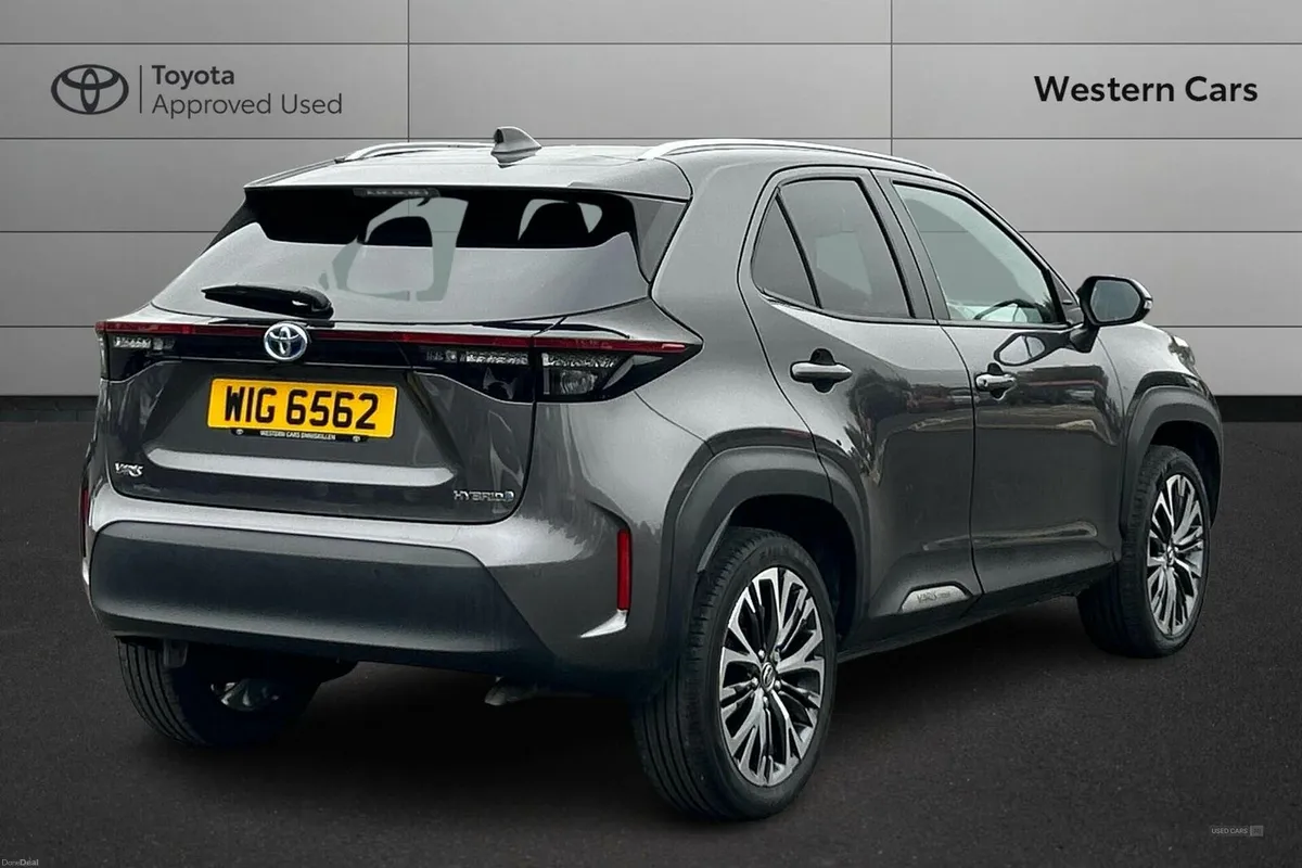 Toyota Yaris Cross 1.5 VVT-h Excel E-CVT Euro 6 (s - Image 2