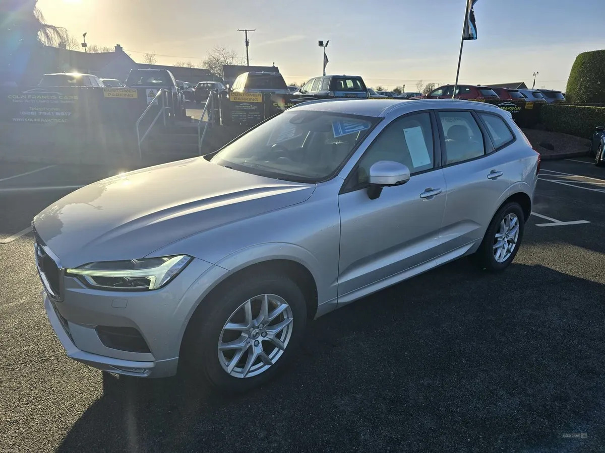 Volvo XC60 Momentum Pro - Image 2