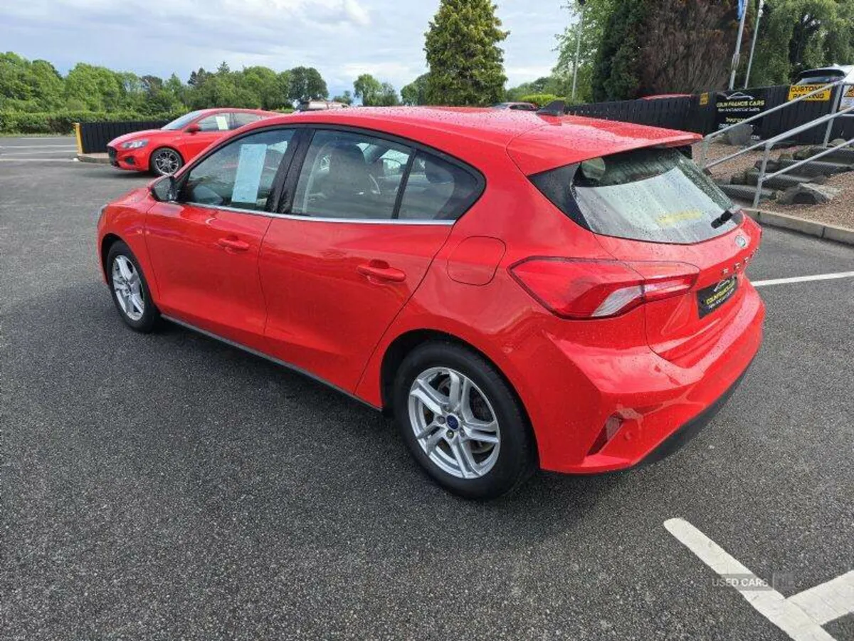 Ford Focus Zetec - Image 3