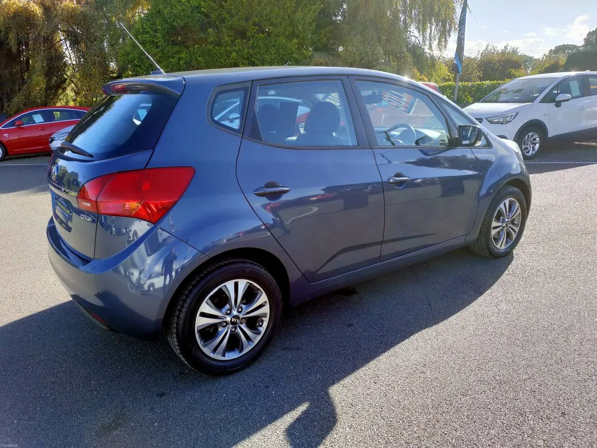 Kia Venga 2 - Image 5