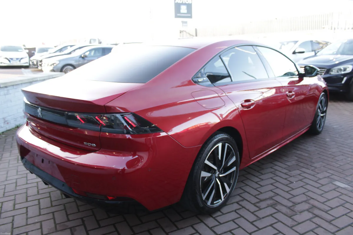 2.0EHDI GT-LINE 5DR HATCHBACK AUTOMATIC // 1 OWNER - Image 4