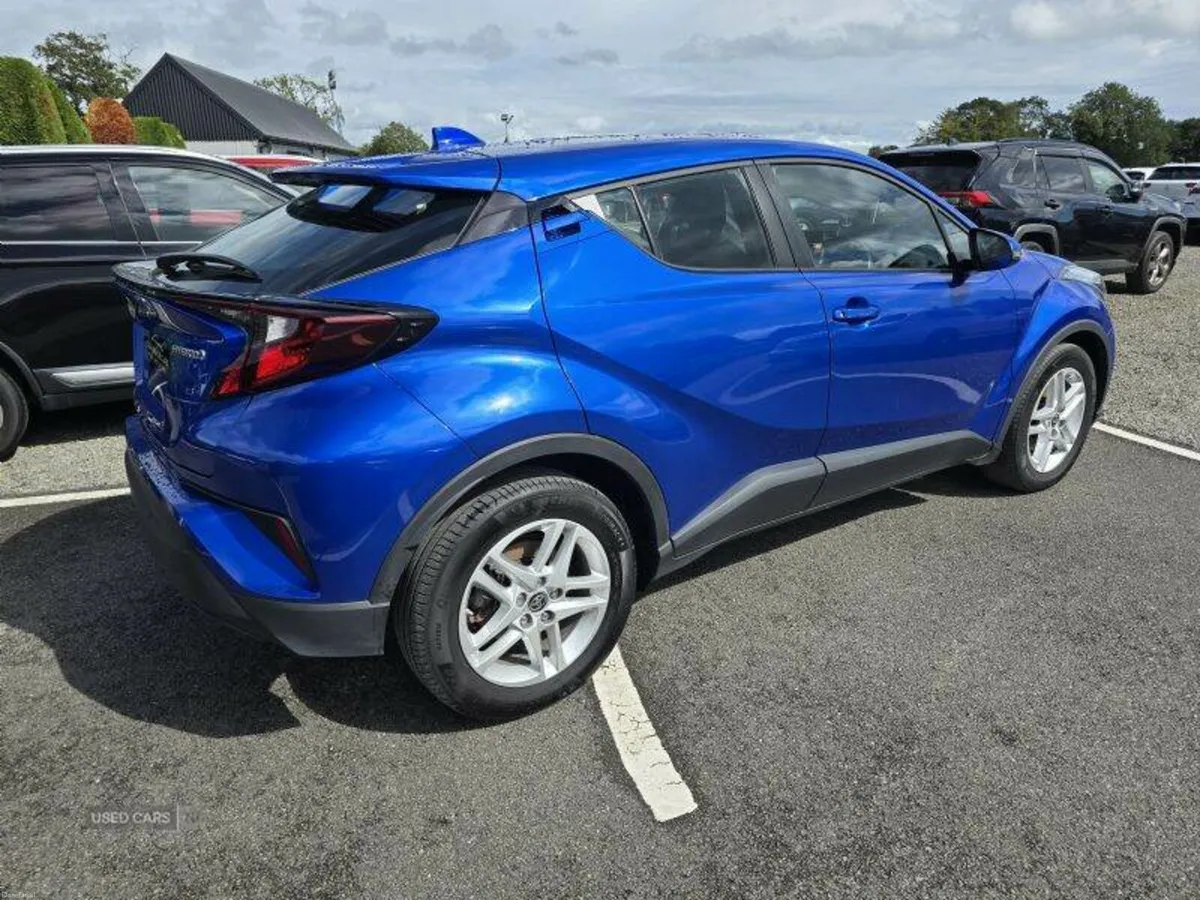 Toyota C-HR Icon - Image 5