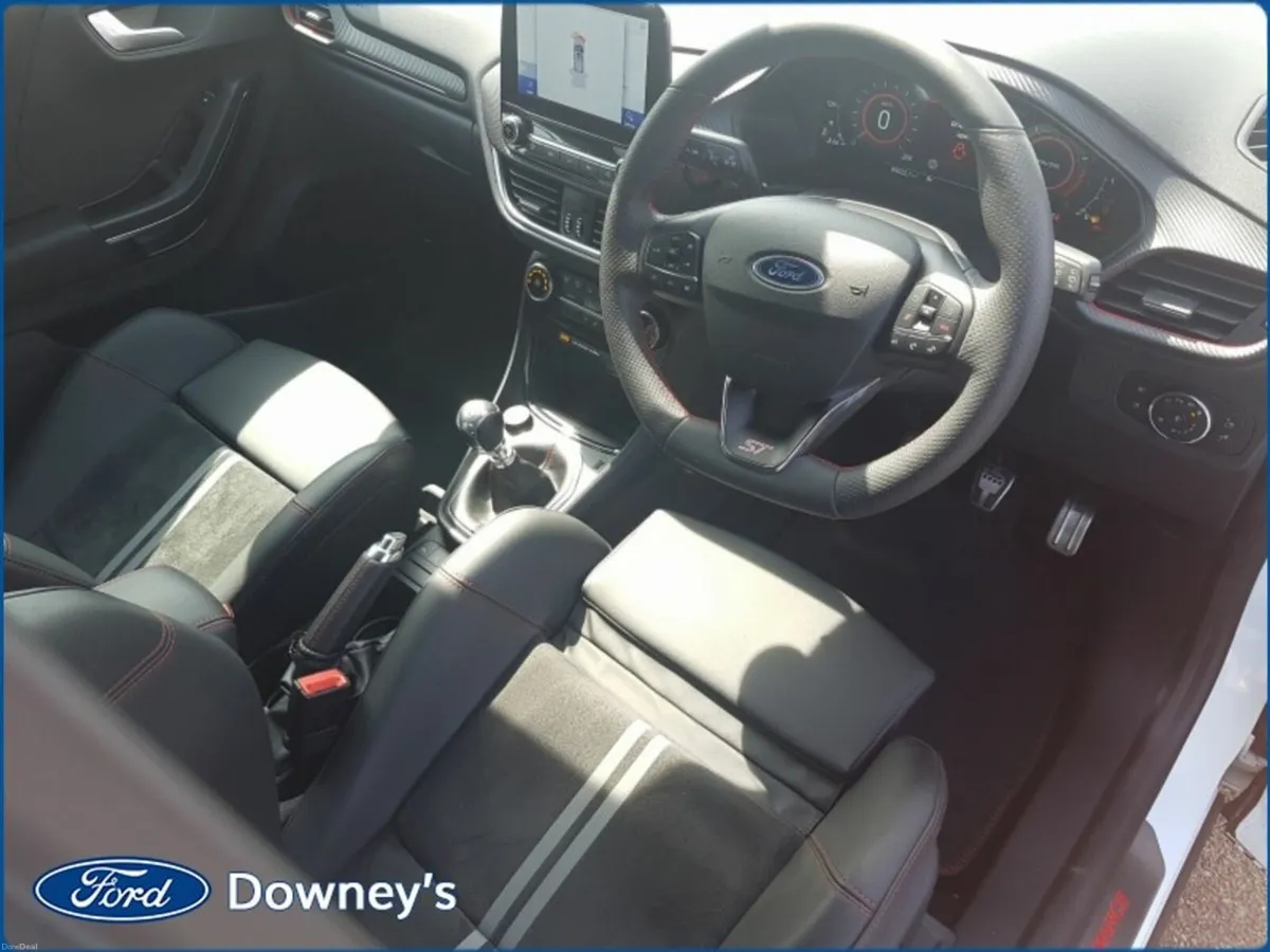 Ford Puma ST 1.5  PETROL 200 PS *STRAIGHT SALE SPE - Image 4