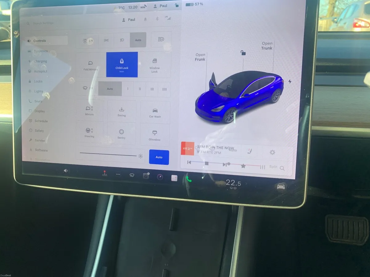 Tesla Model 3 - Image 3