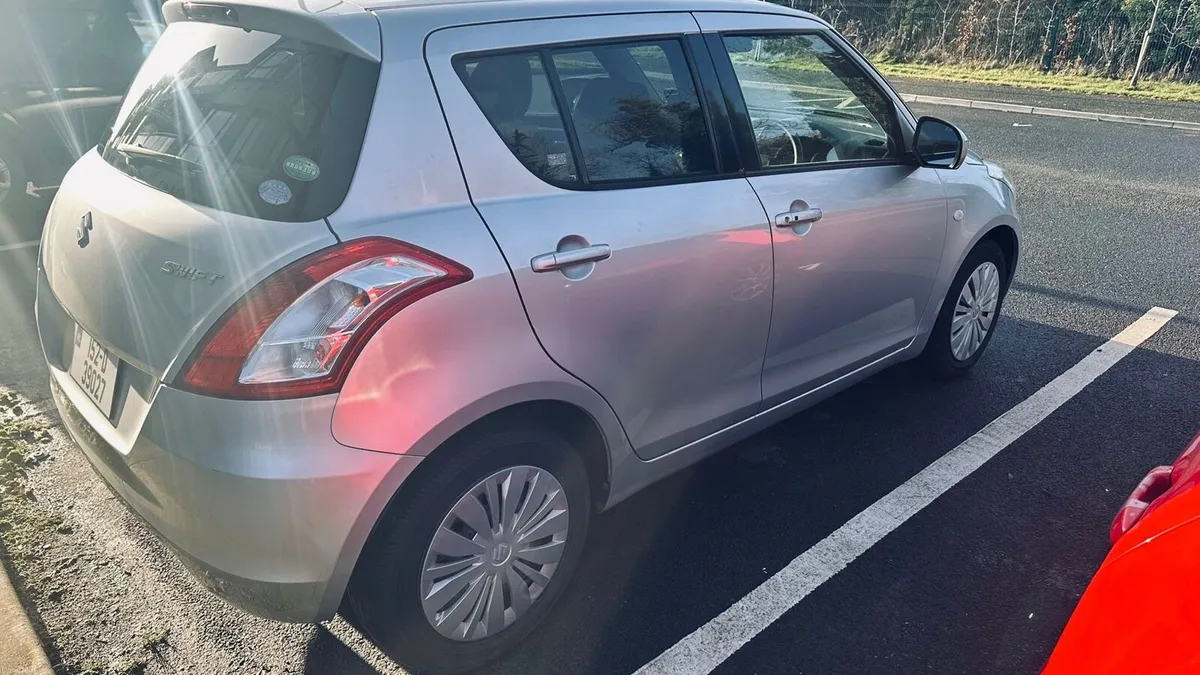 Suzuki Swift 2015 (LOW MILEAGE) - Image 4