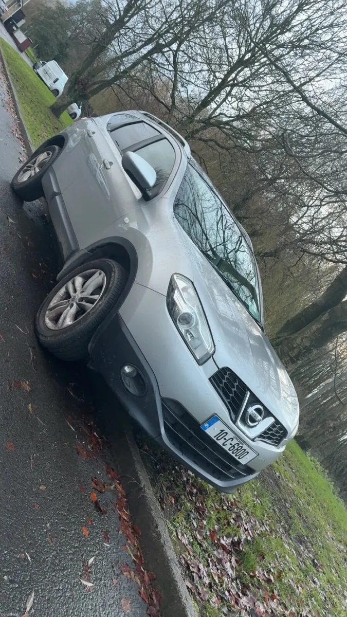Nissan Qashqai+2 2010 - Image 1
