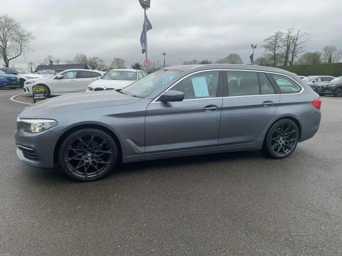 BMW 5-Series 520d SE - Image 2