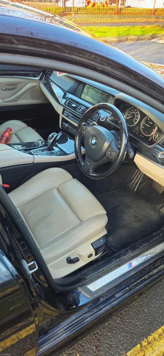 BMW 5-Series 2011 m sport auto - Image 3