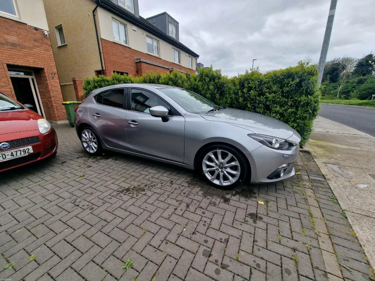 Mazda 3 GT Hatchback  2.2L (2015) – Immaculate - Image 3