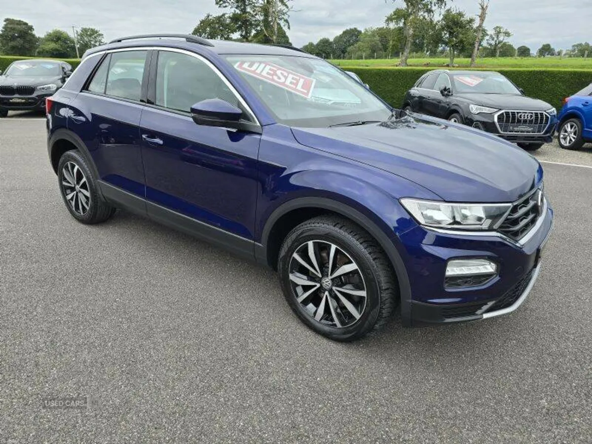 Volkswagen T-Roc SE - Image 6