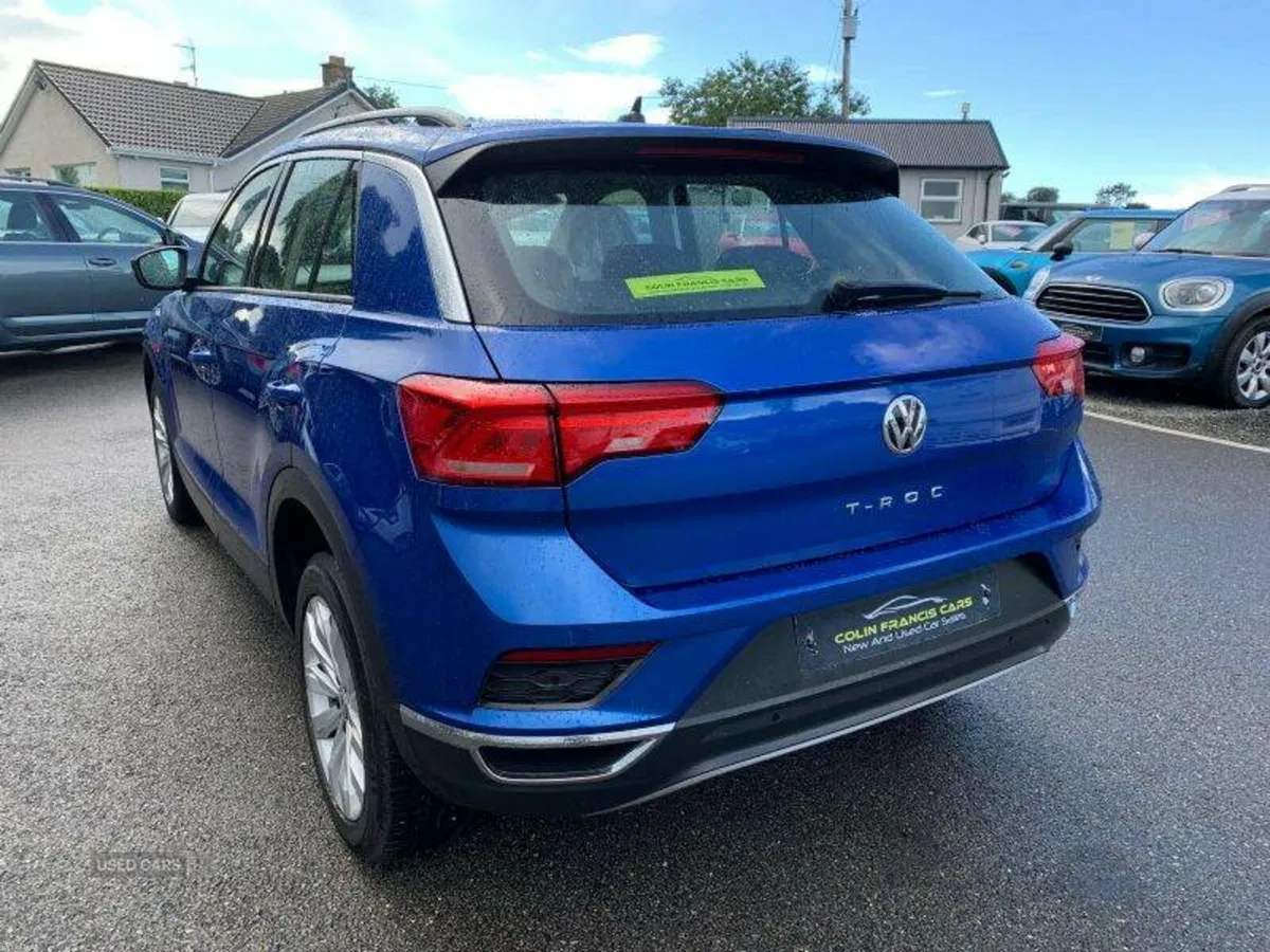 Volkswagen T-Roc SE - Image 4
