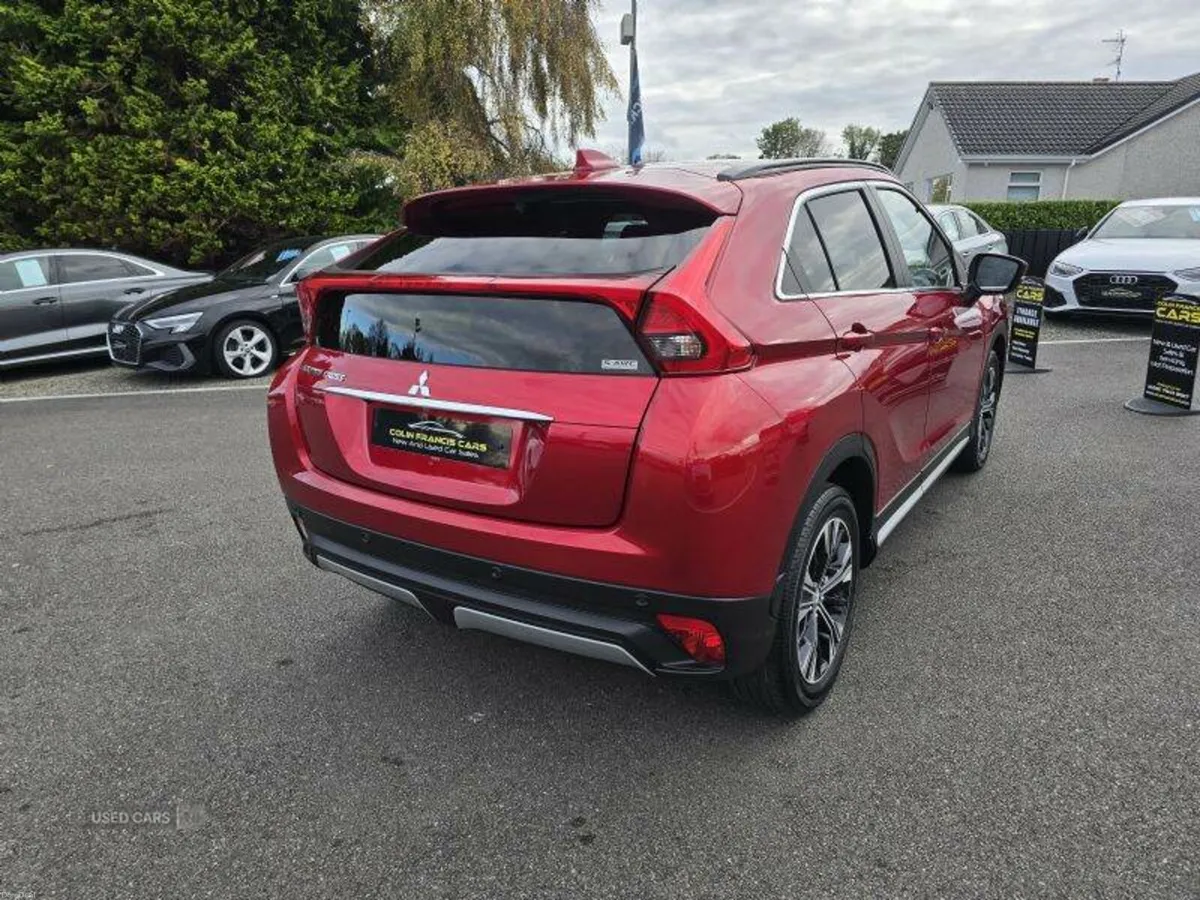 Mitsubishi Eclipse Cross Exceed - Image 4