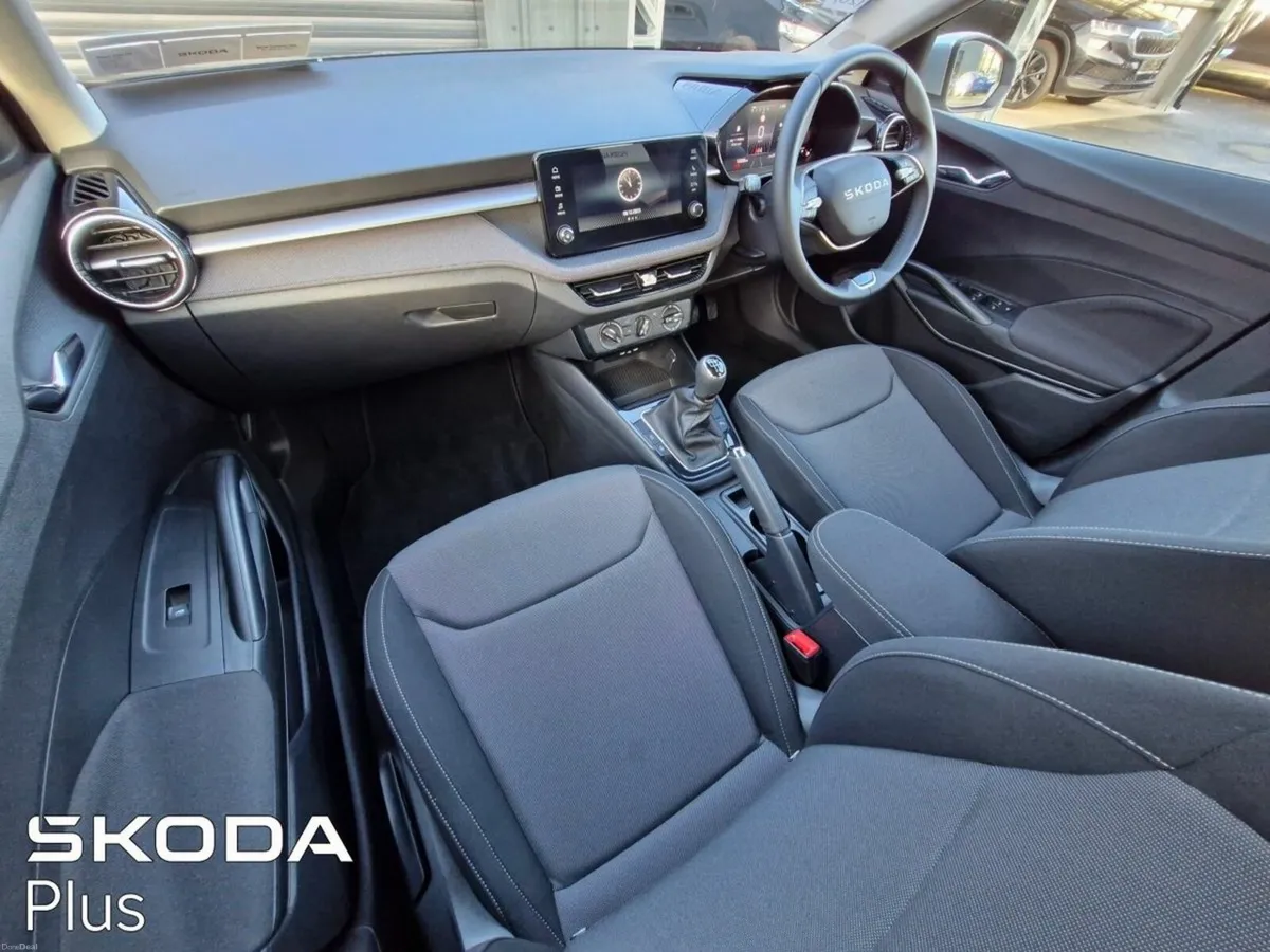 Skoda Fabia (28)FABIA SELECTION 1.0MPI 80HP - Image 4