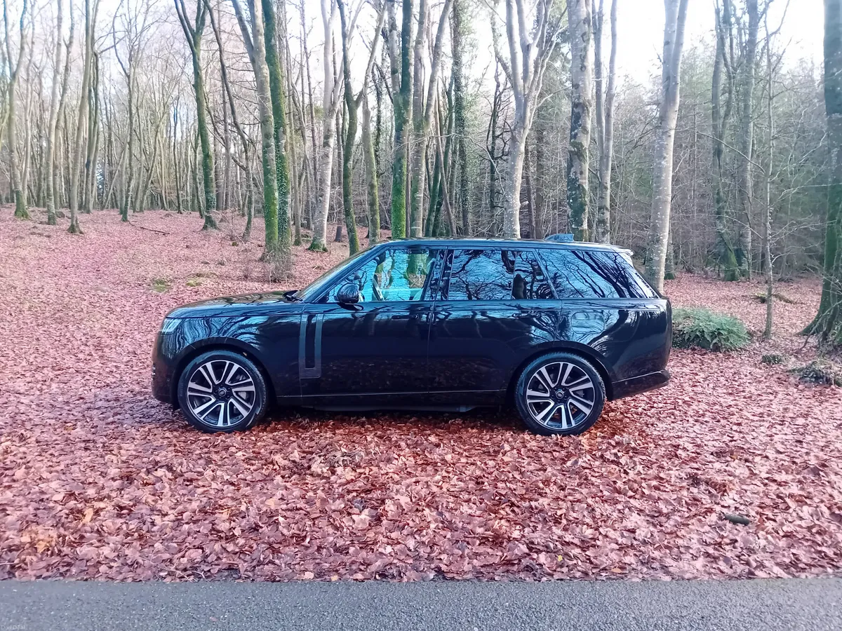 232  RANGE ROVER  3.0i HSE AUTO HYBRID PLUG IN - Image 4