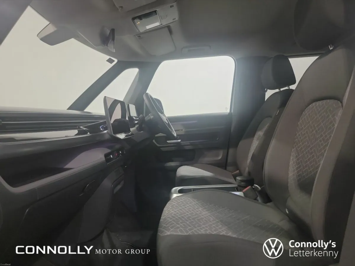 Volkswagen ID.Buzz Life 7-seat LWB 86 kWh Pro Elec - Image 5