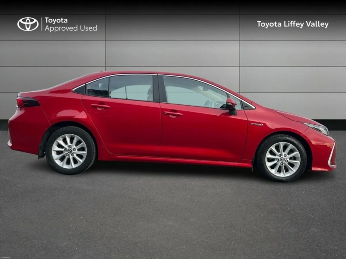Toyota Corolla COROLLA HYB LUNA SALOON - Image 3
