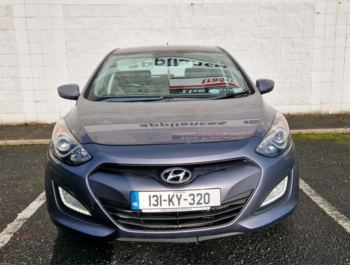 13 Hyundai I30 1.4 d..1year tax - Image 2