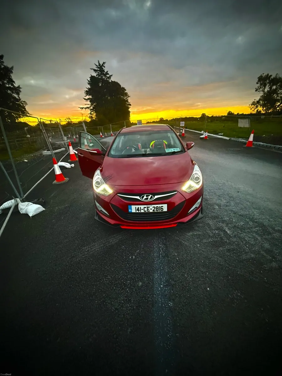 Hyundai i40 2014 - Image 1