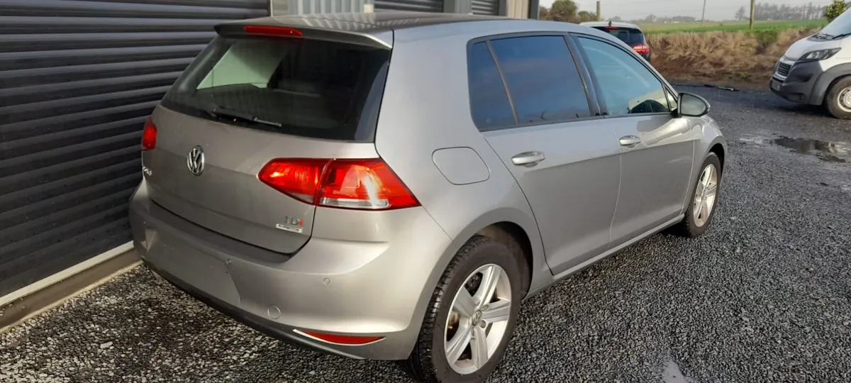 Low mileage, TDI Golf, Great Spec, Very Clean - Image 3