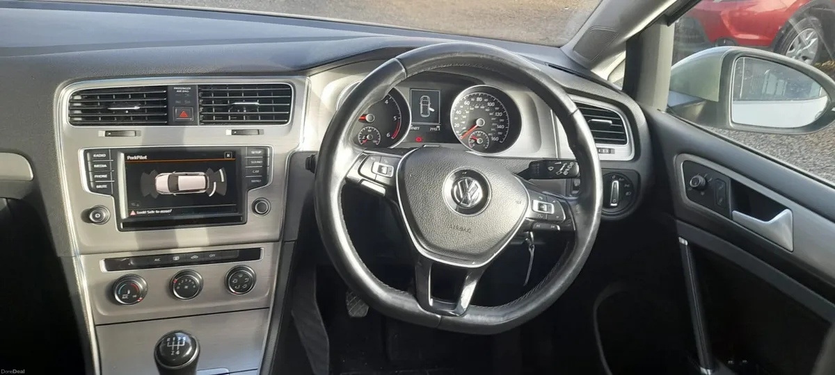Low mileage, TDI Golf, Great Spec, Very Clean - Image 6