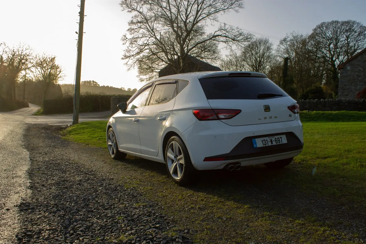 SEAT Leon FR • 2.0 TDI - Image 4