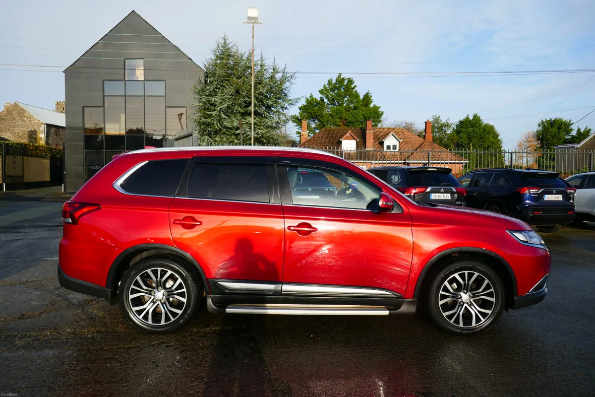 181, MITSUBISHI OUTLANDER OUTL 4WD 6AT 7S 17MY 4DR - Image 3