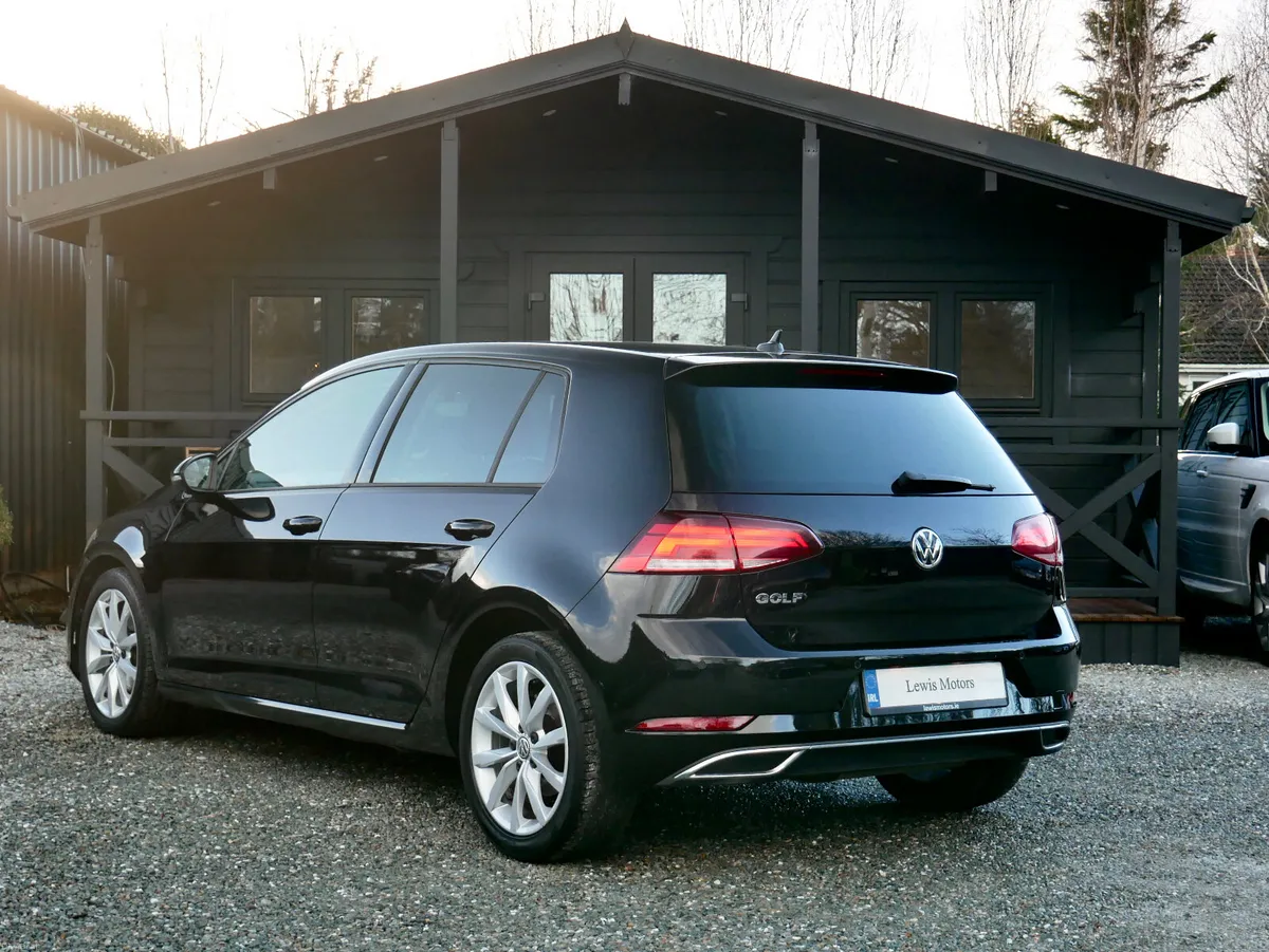 2019 Volkswagen Golf Highline **DEPOSIT TAKEN** - Image 4