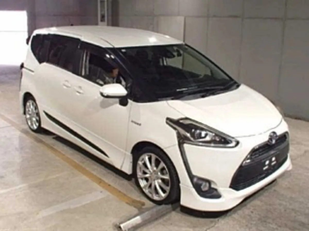 Sienta Hybrid 7Seat, Deposit to secure, Refundable - Image 1