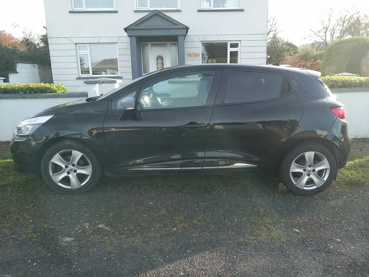 Renault Clio 2014 - Image 1
