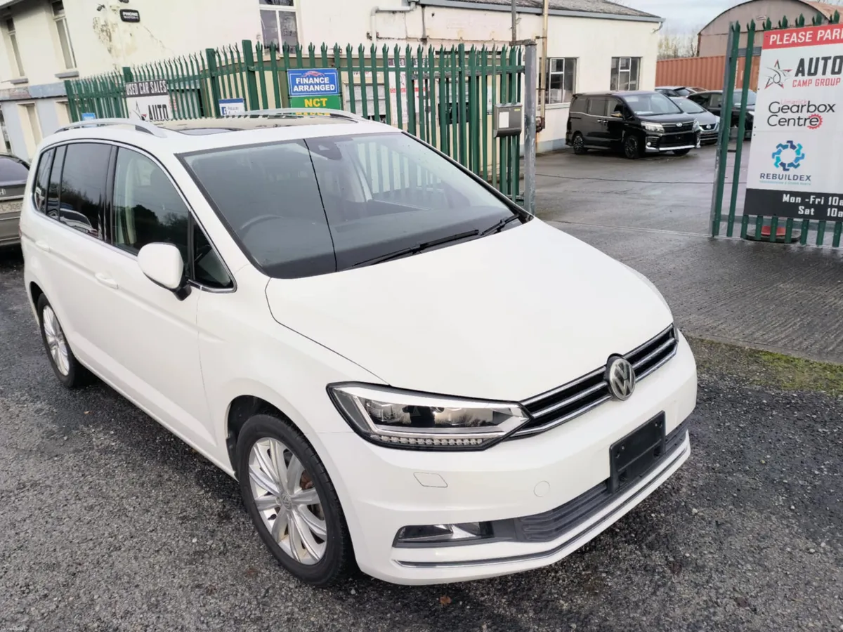 Volkswagen Touran  2017 1.4TSI DSG Top Range !!! - Image 1