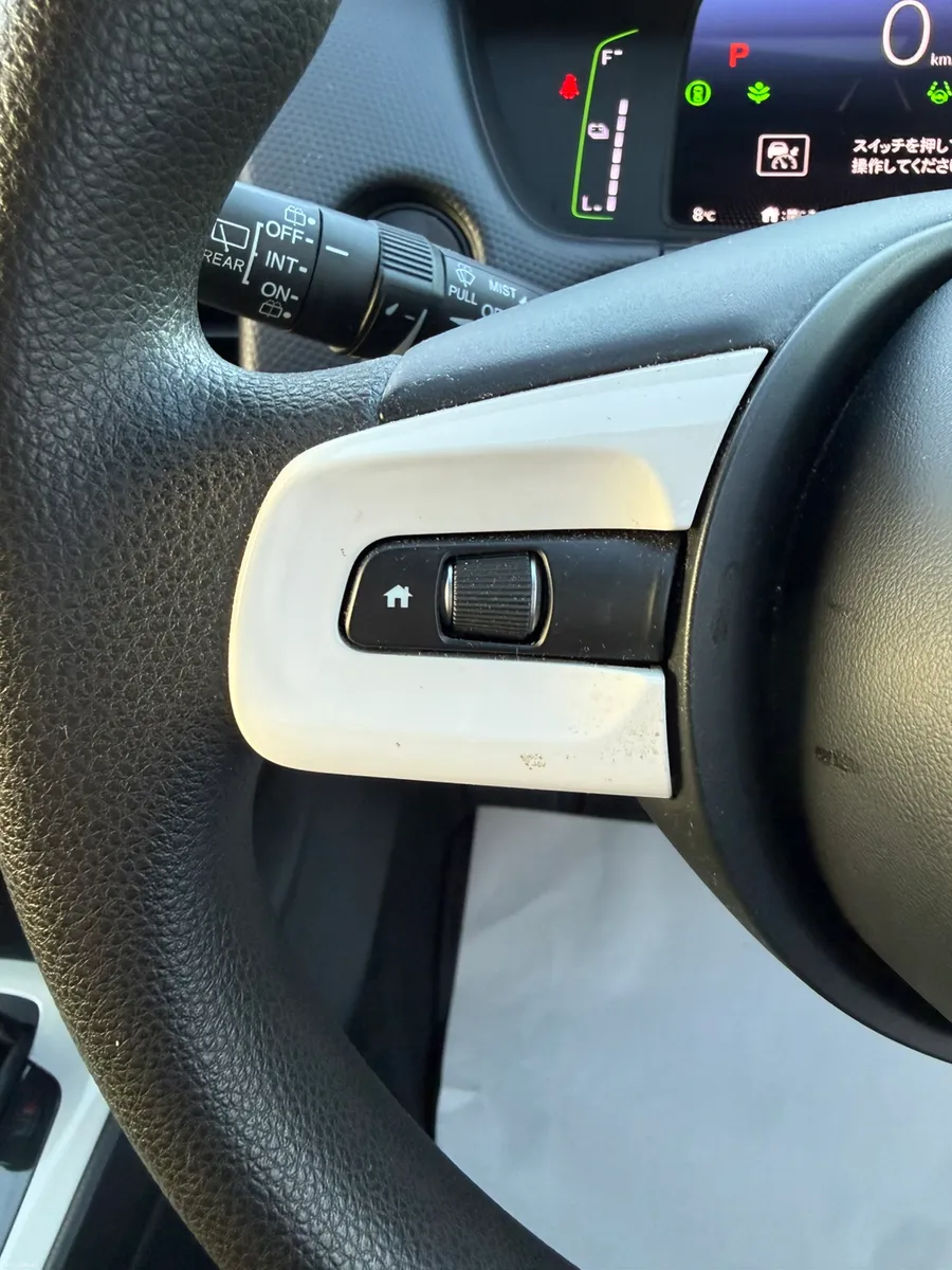 2020 Honda Fit 1.5 Petrol Hybrid Auto ,immaculate - Image 4