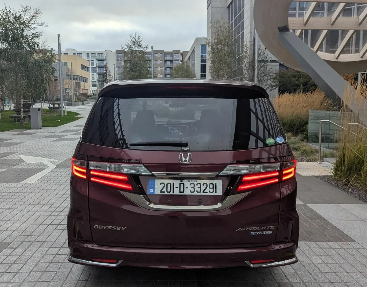 2020 Honda Odyssey Auto Hybrid Electric 7 Seater - Image 4