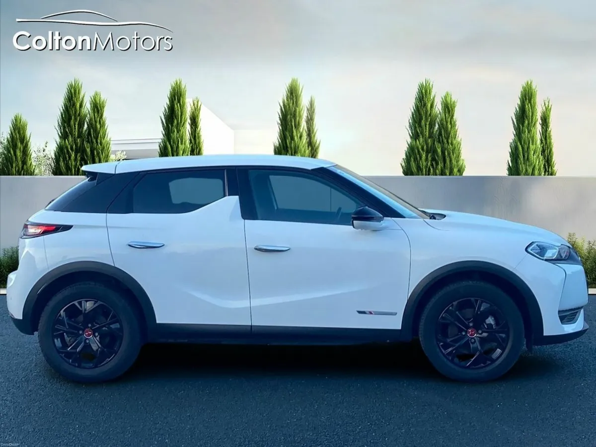 DS Automobiles DS 3 Crossback Performance Line  E- - Image 4