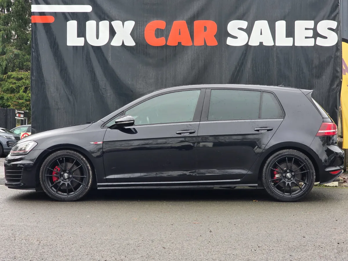 2016 Volkswagen Golf GTI 2.0 TDI 220BHP AUTO - Image 3