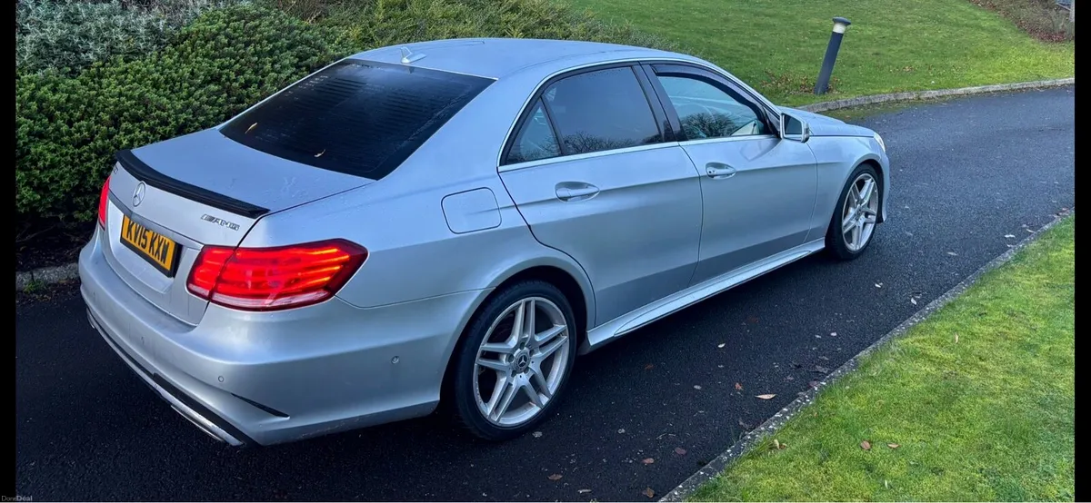 2015 MERCEDES E250 AMG SPORT AUTO - Image 3