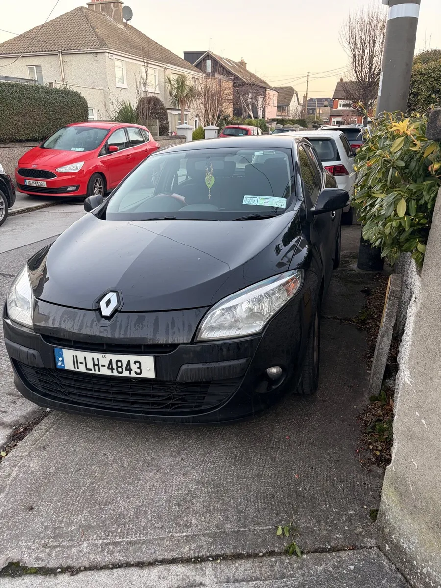 Renault Megane 2011 - Image 1
