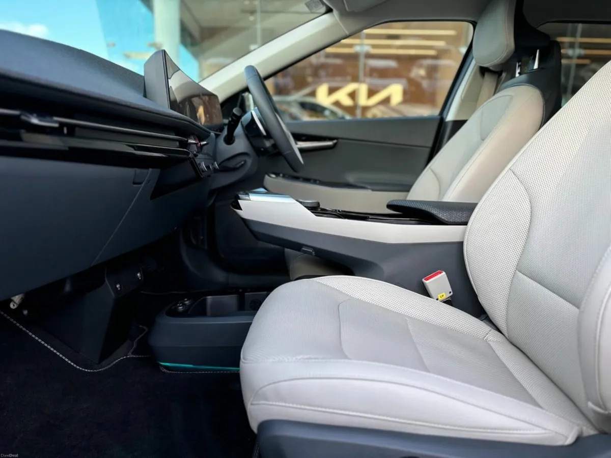 Kia EV6 Earth SEM (Finance available at 3.9% apr) - Image 4