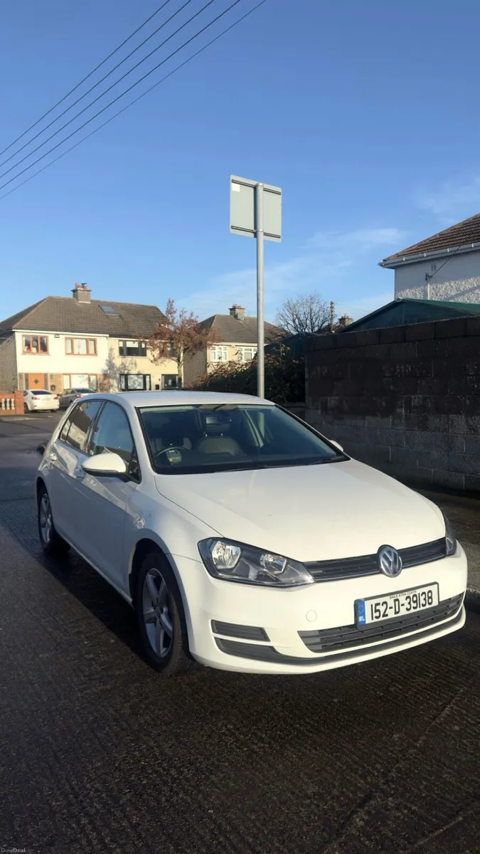 2015 VOLKSWAGEN GOLF 1.4L AUTOMATIC - Image 1